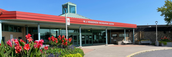 Exterior image of the W.J. Henderson Recreation Centre in Amherstview, Ontario.